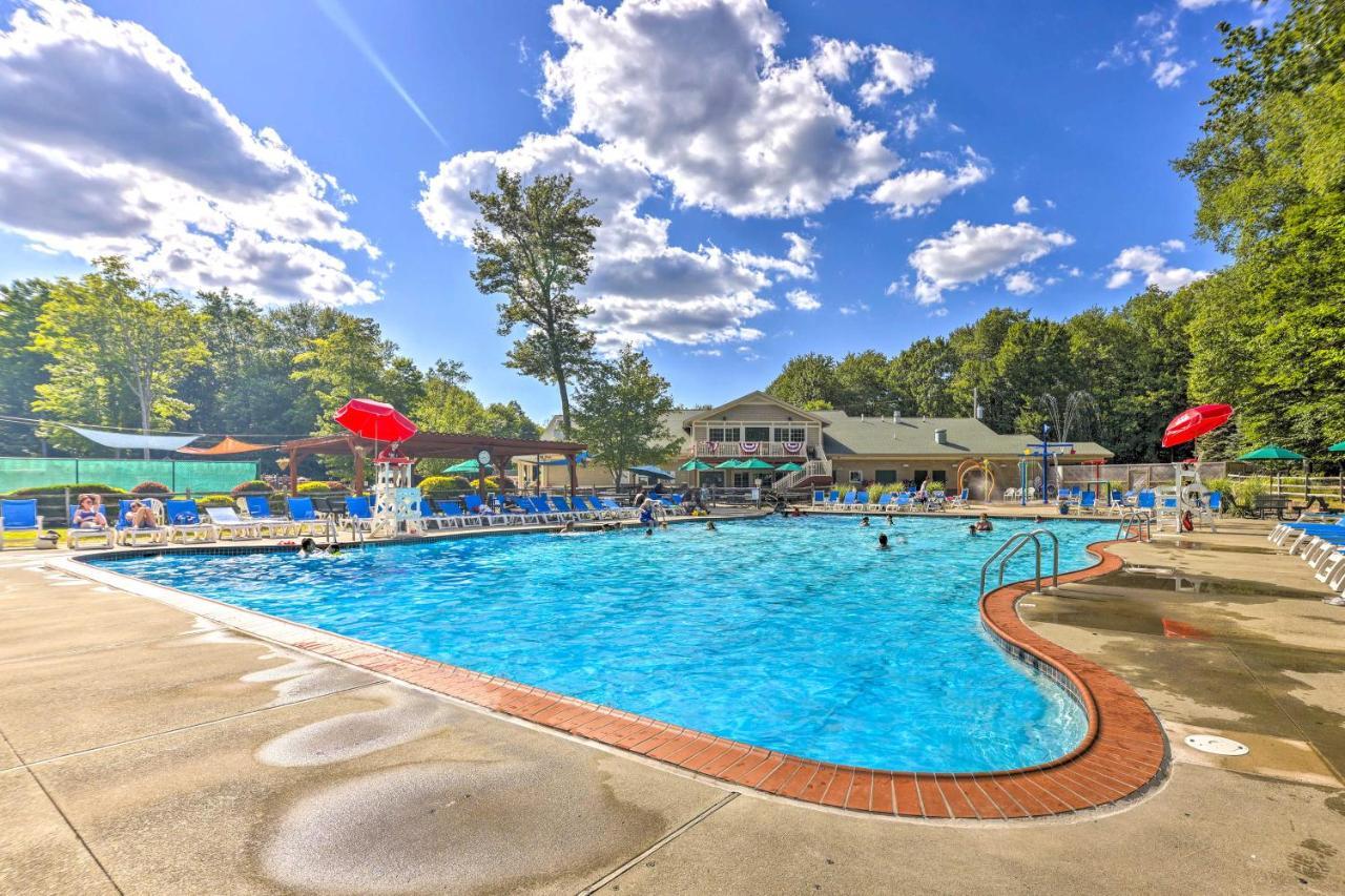 Pocono Mountain Home With 3 Community Lakes! Gouldsboro Zewnętrze zdjęcie